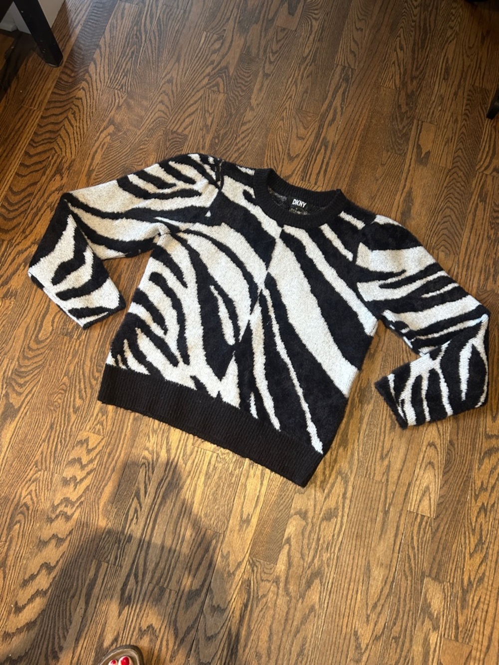 DKNY Black and White Zebra-Pattern Knit Pullover